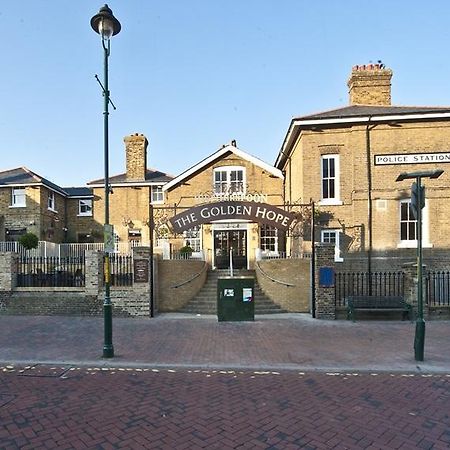 Hotel The Golden Hope Wetherspoon Sittingbourne Exteriér fotografie