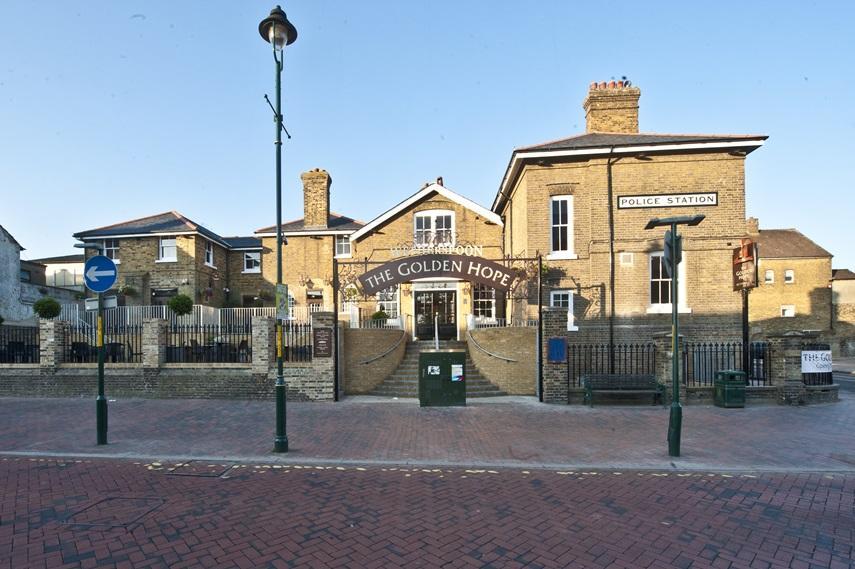 Hotel The Golden Hope Wetherspoon Sittingbourne Exteriér fotografie